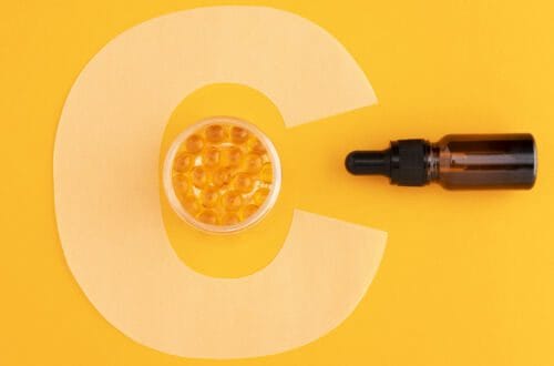 The Thousand and One Virtues of Vitamin C: An Essential Health Elixir Les Mille et Une Vertus de la Vitamine C : Un Élixir de Santé Incontournable