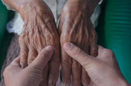 Collagen and osteoarthritis: Understanding the link and the benefits Collagène et Arthrose : Comprendre le lien et les bienfaits
