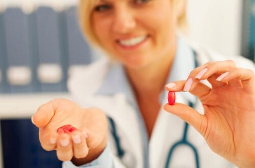 Dietary Supplements in Capsules and Gastric Absorption: Debunking Myths to Understand Reality Comment les Compléments Alimentaires en Gélules Résistent aux Sucs Gastriques et Sont Absorbés Efficacement