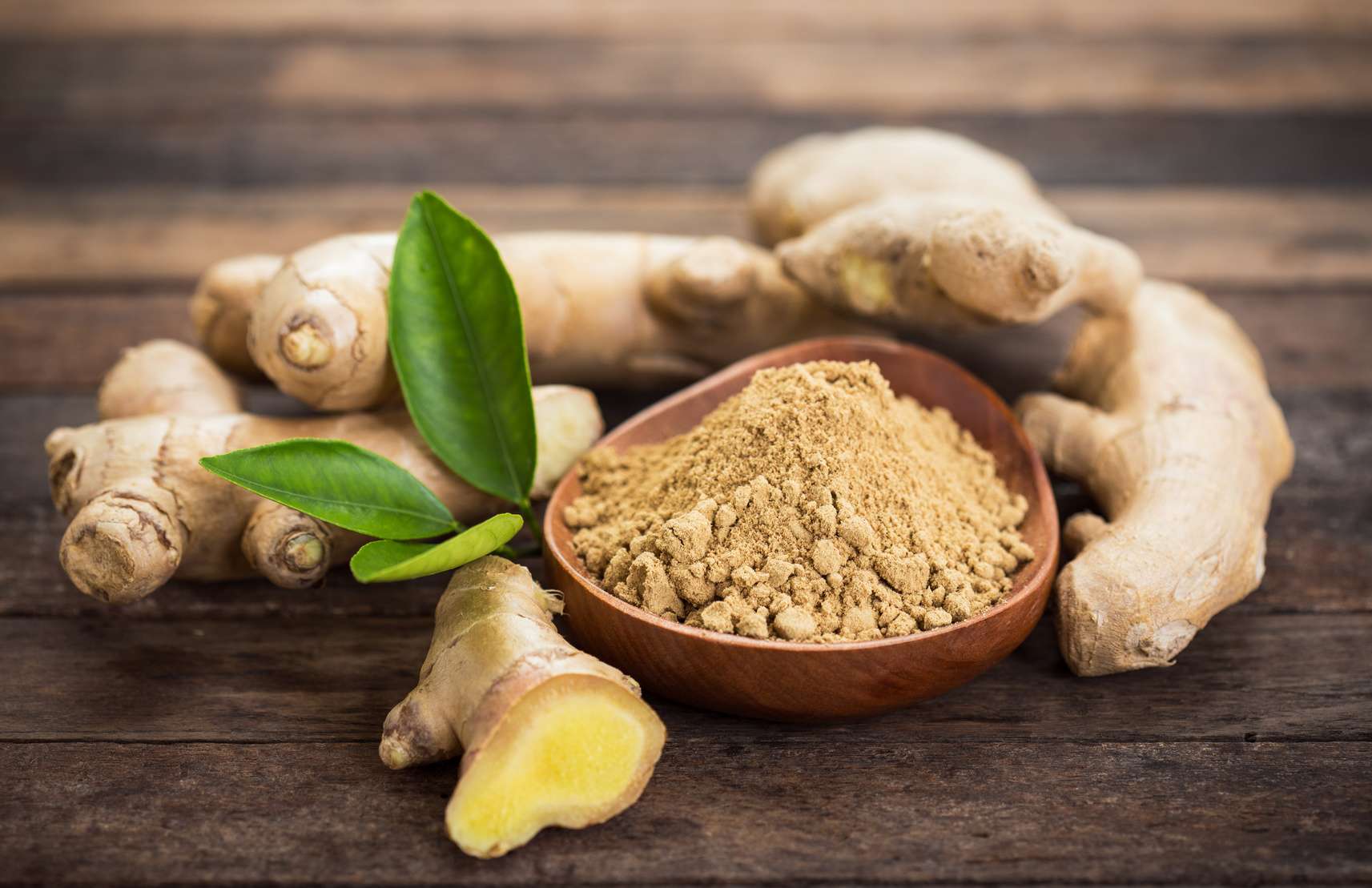 Jengibre : Beneficios, origen, uso como suplemento dietético Gingembre : Bienfaits, origine, utilisation en complément alimentaire